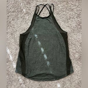 Lululemon flowy swiftly tank
